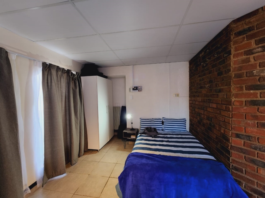 5 Bedroom Property for Sale in Potchefstroom North West